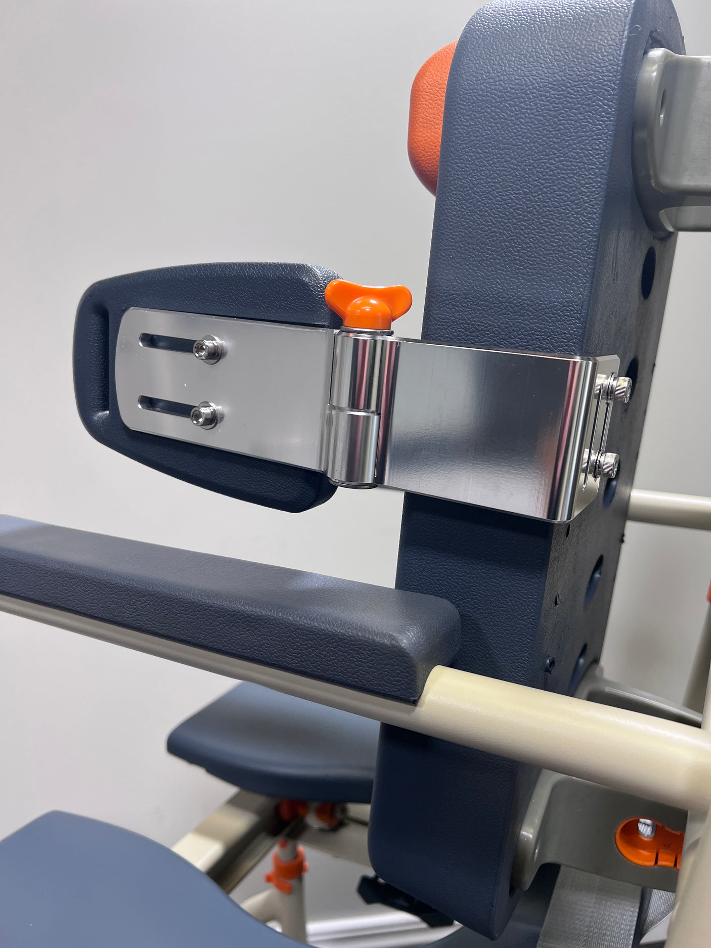 Lateral Accessory: LAT-P